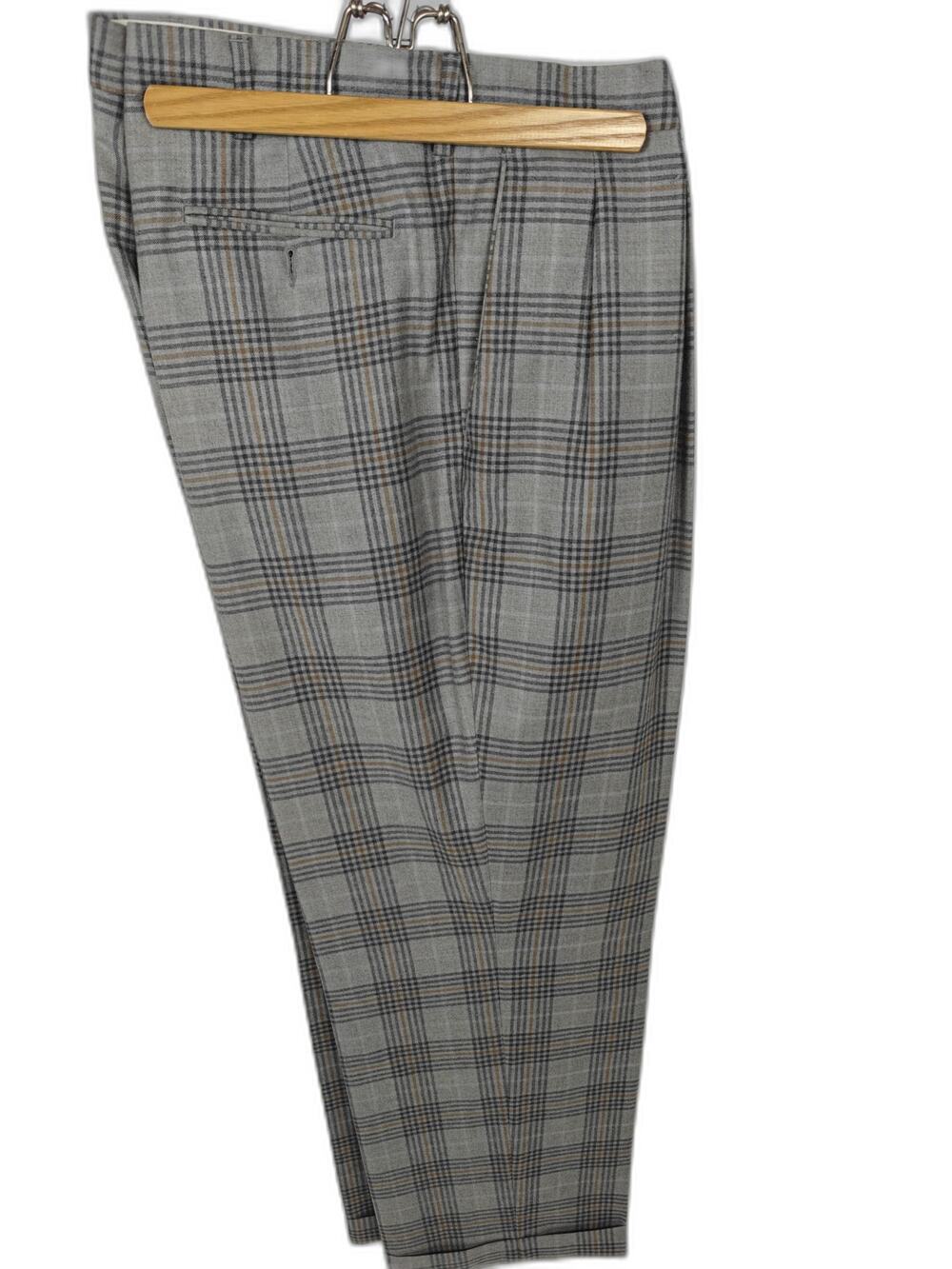 Paul Fredrick Men's Gray Plaid Pleated Dress Pants Size 44 Classic Fit Slacks